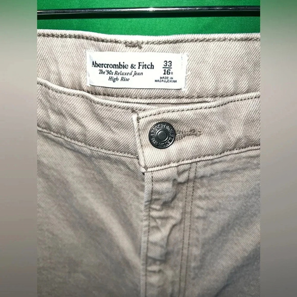 Abercrombie & Fitch Tan Jeans size 33 - Picture 3 of 4